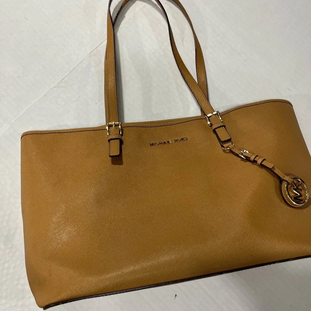 MICHAEL KORS MUSTARD LEATHER TOTE SHOULDER BAG
